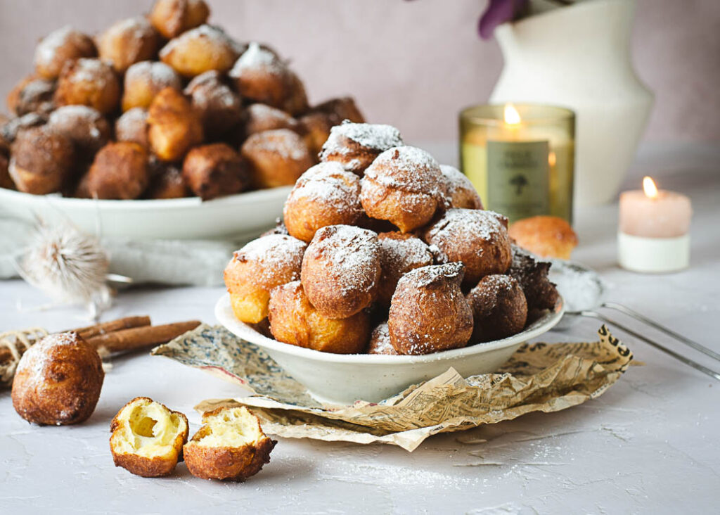 Buñuelos de viento tradicionales y sencillos