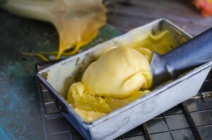 Helado de lemon pie