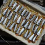 empanada de sardinillas montada