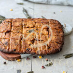 Empanada gallega con masa de millo